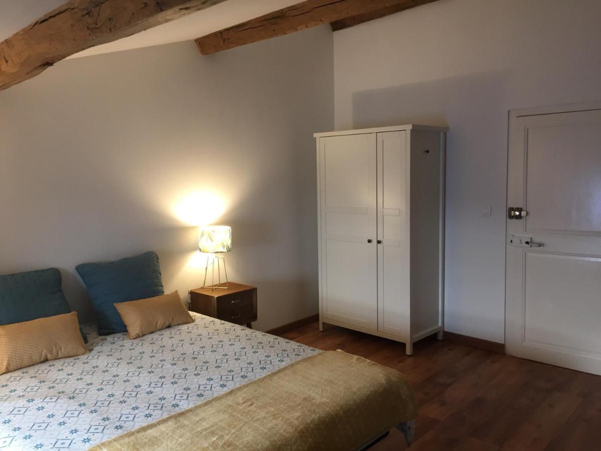 De Charme Et D'Eau Bed & Breakfast Saint-Savinien Exterior photo
