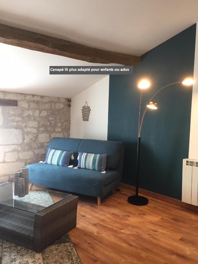 De Charme Et D'Eau Bed & Breakfast Saint-Savinien Exterior photo